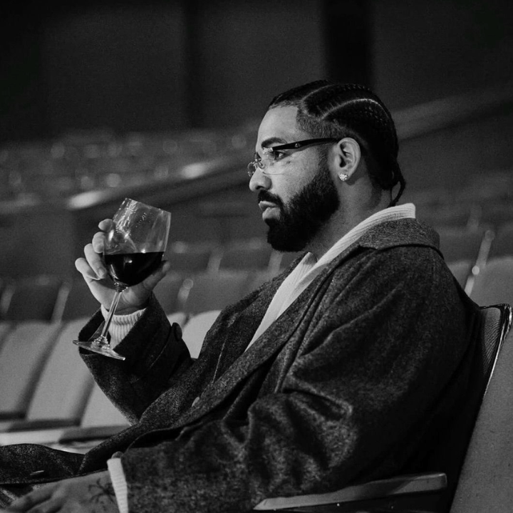 PLASTIC FLWRS – Drake x Cinematic Type Beat 