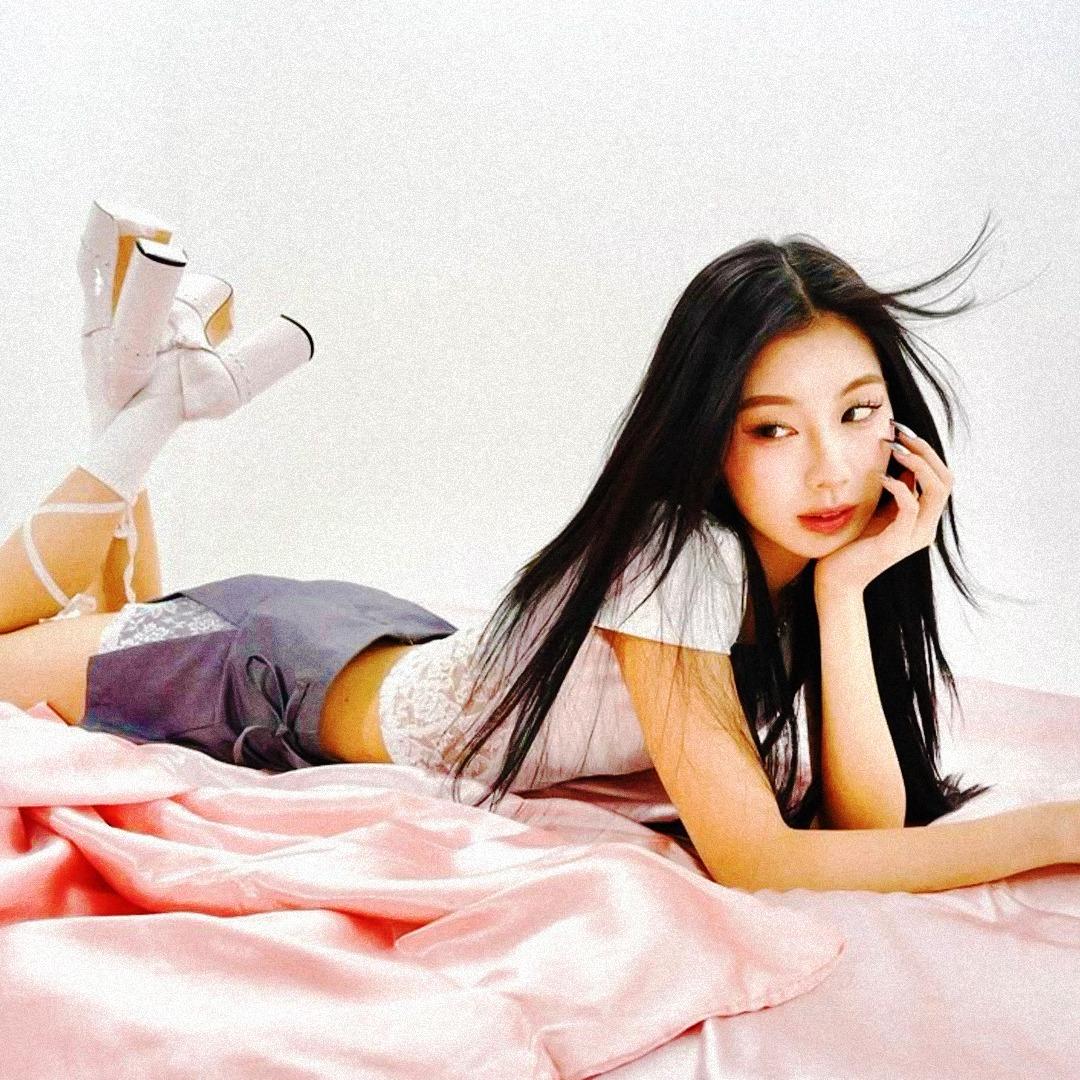 stay a little longer | pinkpantheress